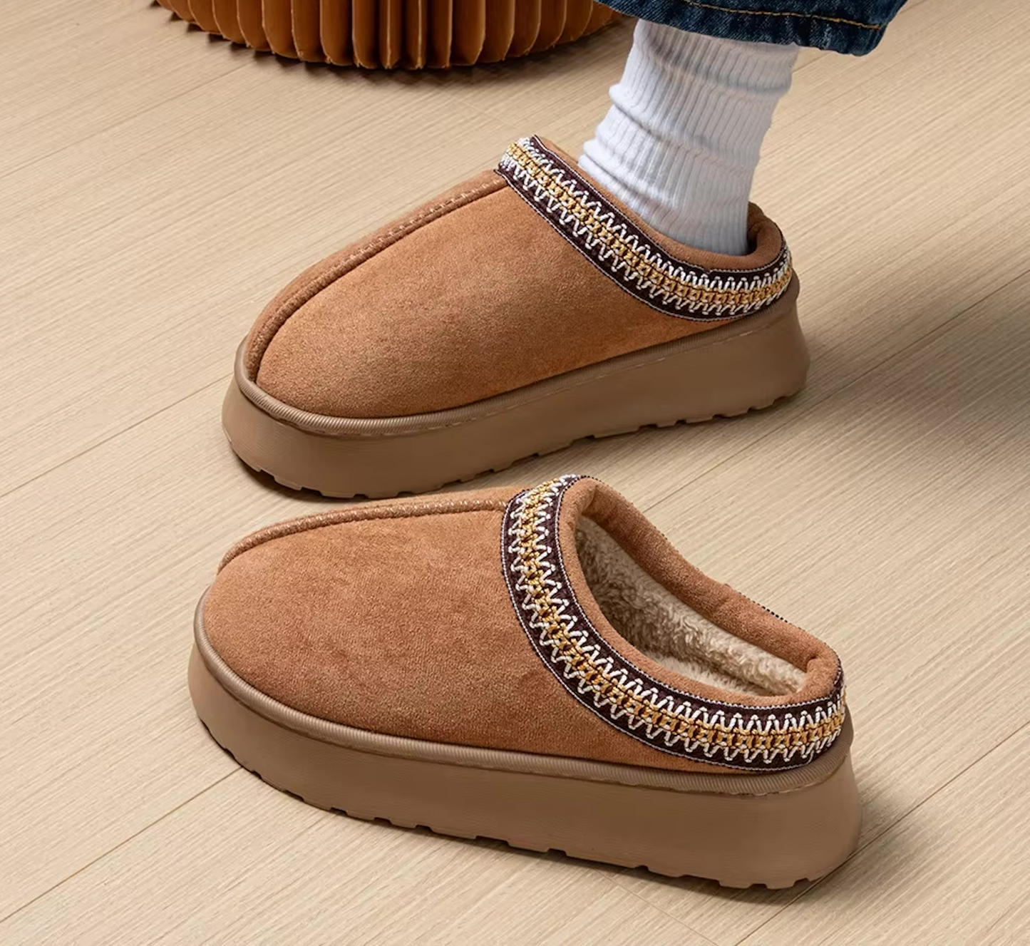 Litura Slim Fur-Lined Slippers